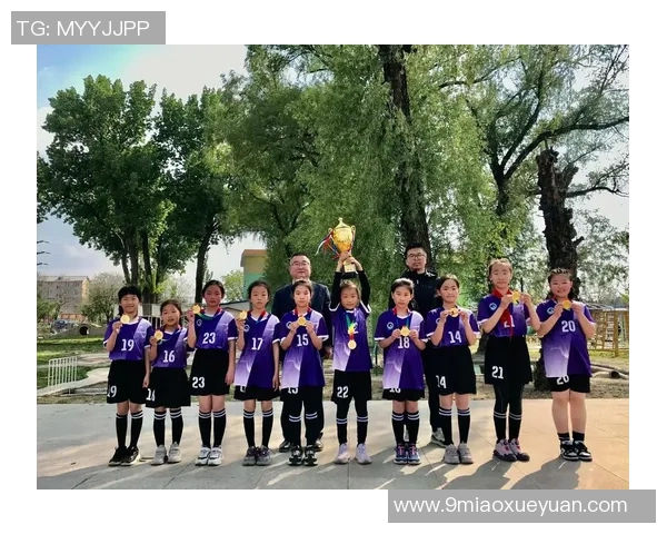 重庆足球队的比赛经验分享与成长之路探讨 重庆足球队的比赛经验分享与成长之路探讨