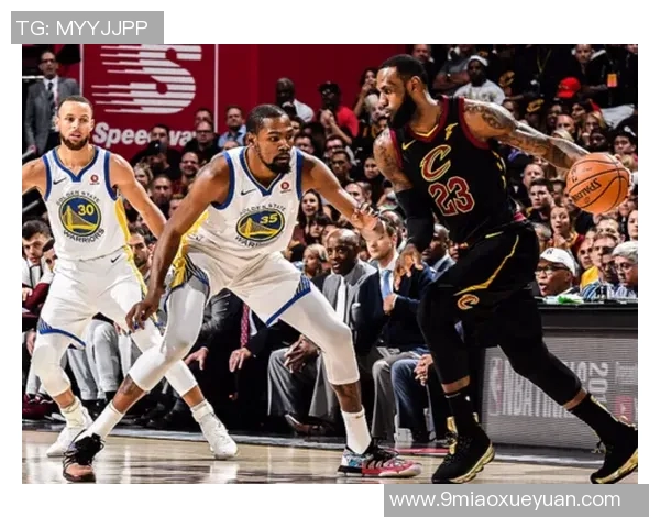 骑士与勇士激战正酣大比分对决引发球迷热议与期待