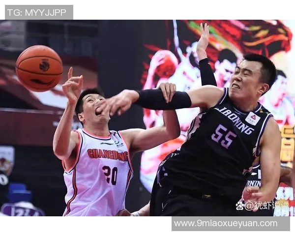 2017年山东男篮与辽宁队精彩对决全场录像回顾与分析
