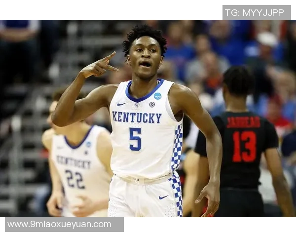 伊曼纽尔奎克利的崛起：从新秀到球队核心的精彩历程